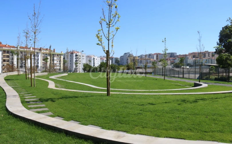 Terreno para Venda em Venteira Foto 6