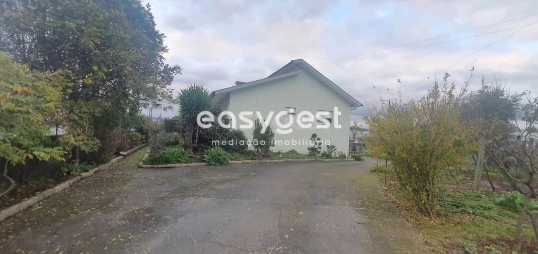 Moradia T4 para Venda em Albergaria-A-Velha e Valmaior Foto 10