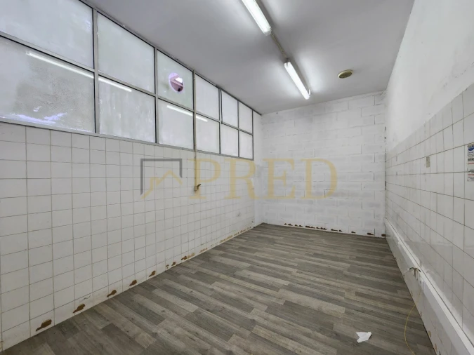 Armazém para Arrendamento em Mafamude e Vilar do Paraíso Foto 5