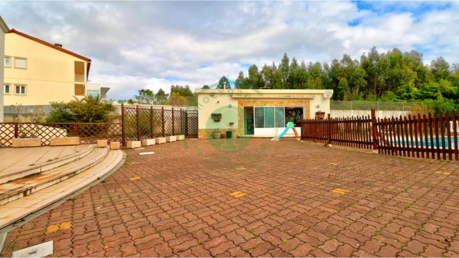 Moradia T8 para Venda em Buarcos Foto 35