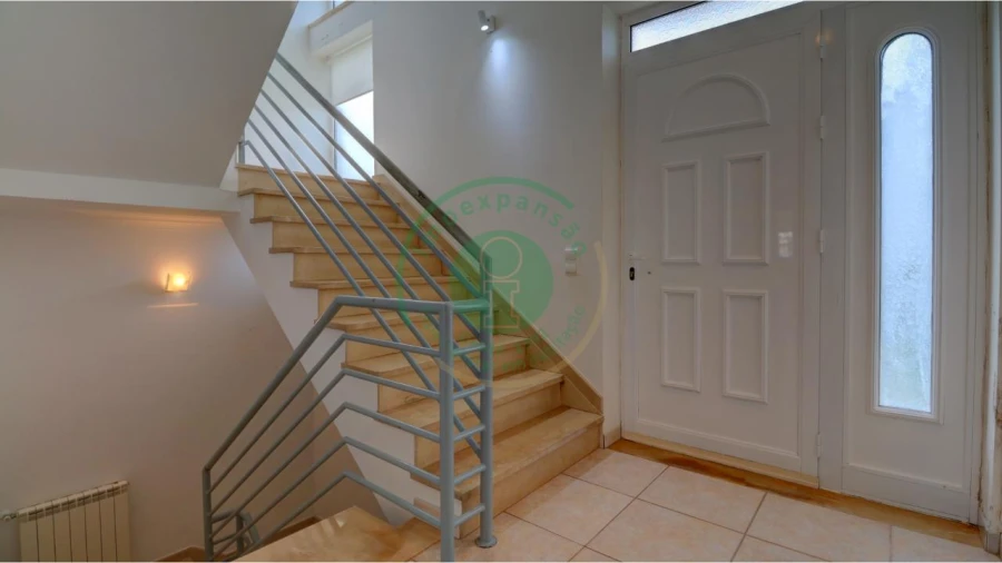 Moradia T8 para Venda em Buarcos Foto 18