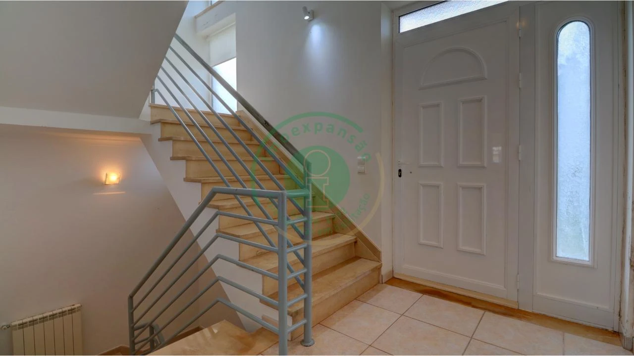 Moradia T8 para Venda em Buarcos Foto 18