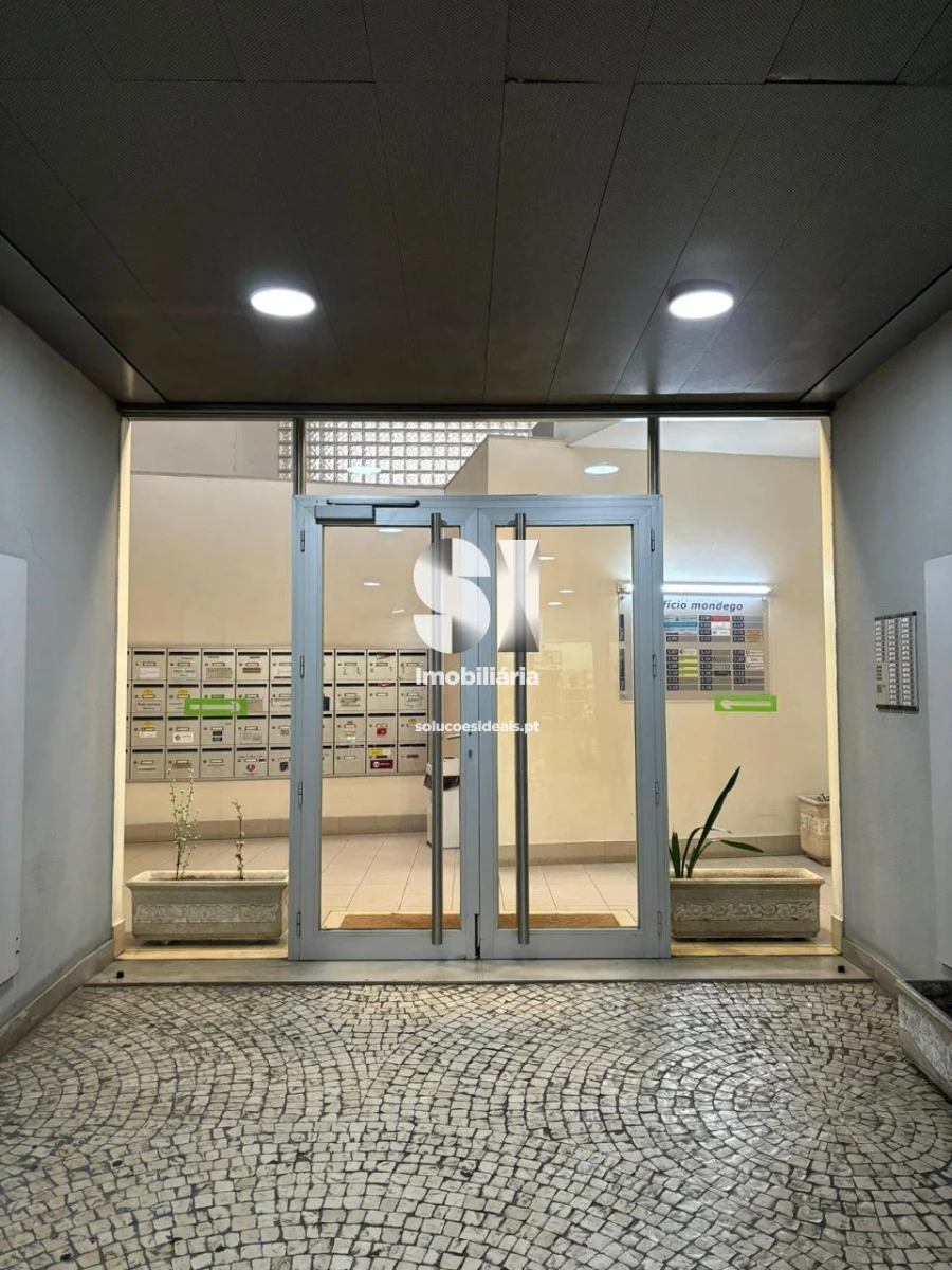 Escritório para Venda em Sé Nova, Santa Cruz, Almedina e São Bartolomeu