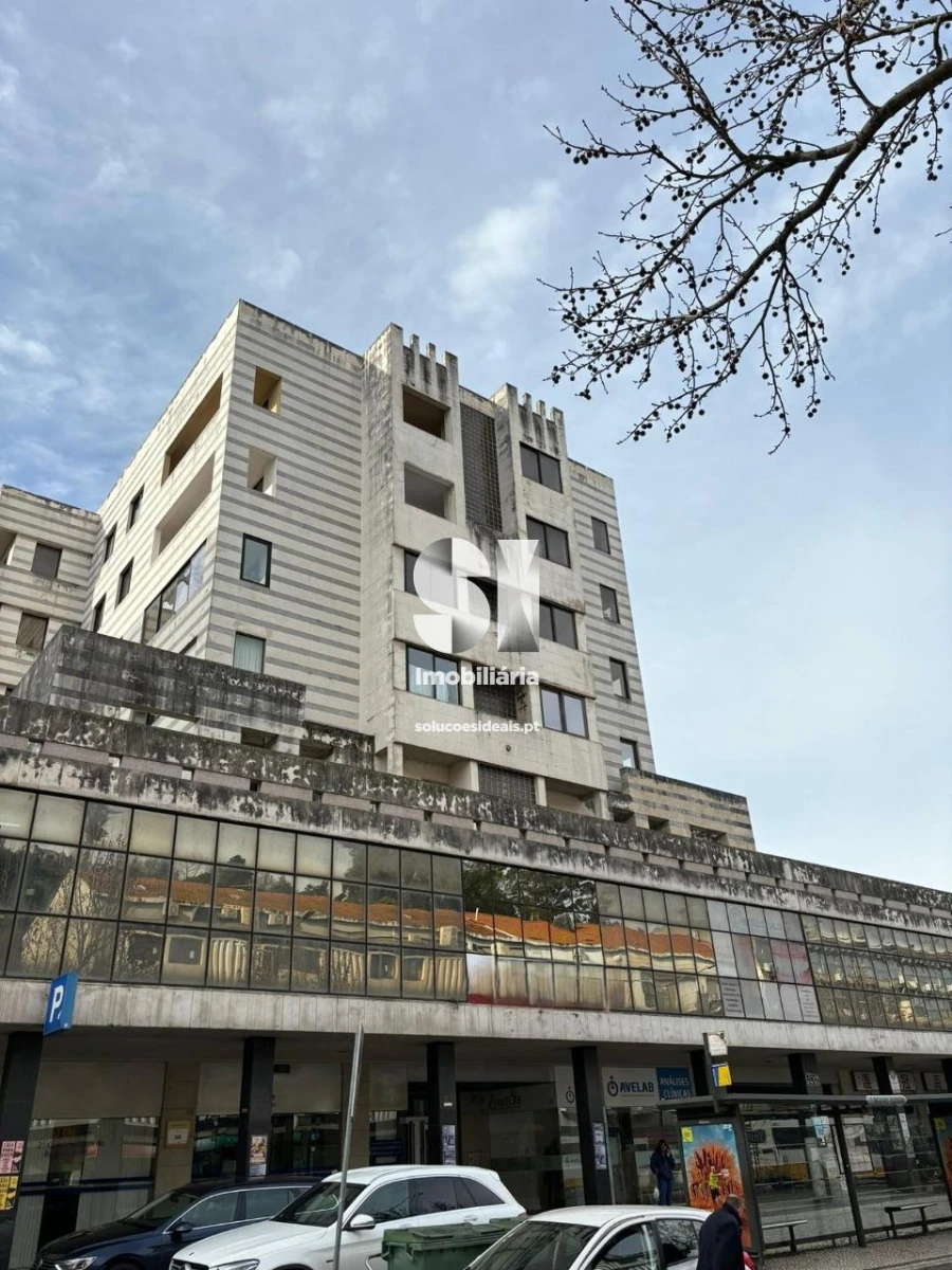 Escritório para Venda em Sé Nova, Santa Cruz, Almedina e São Bartolomeu Foto 8