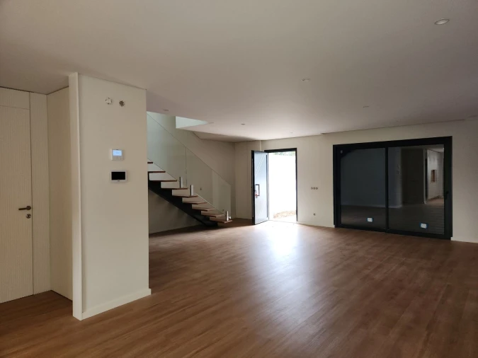 Moradia T3 para Venda em Moreira Foto 4