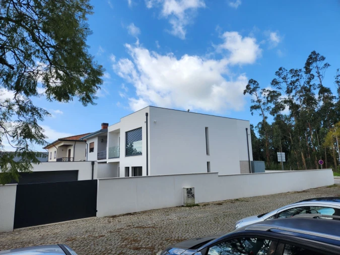 Moradia T3 para Venda em Moreira Foto 3