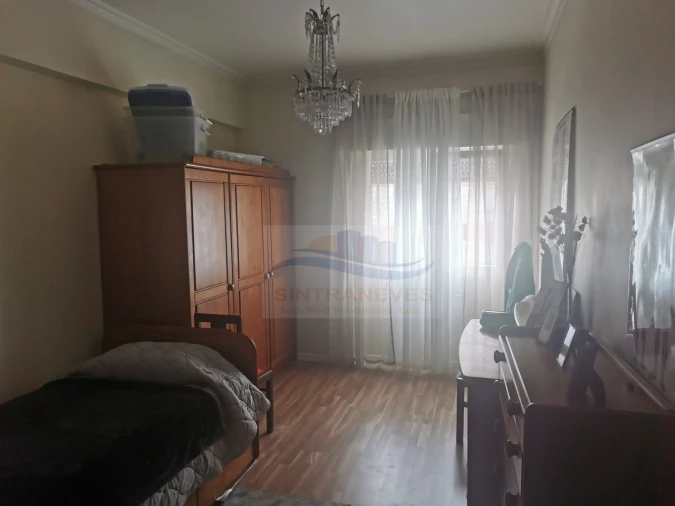 Apartamento T4 para Venda em Póvoa de Santo Adrião e Olival Basto Foto 4