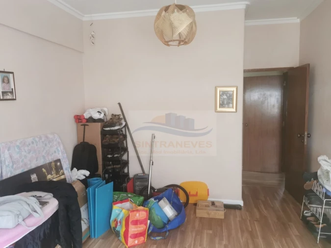 Apartamento T4 para Venda em Póvoa de Santo Adrião e Olival Basto Foto 6