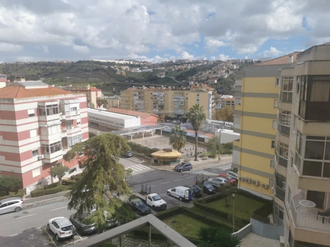 Apartamento T4 para Venda em Póvoa de Santo Adrião e Olival Basto Foto 26