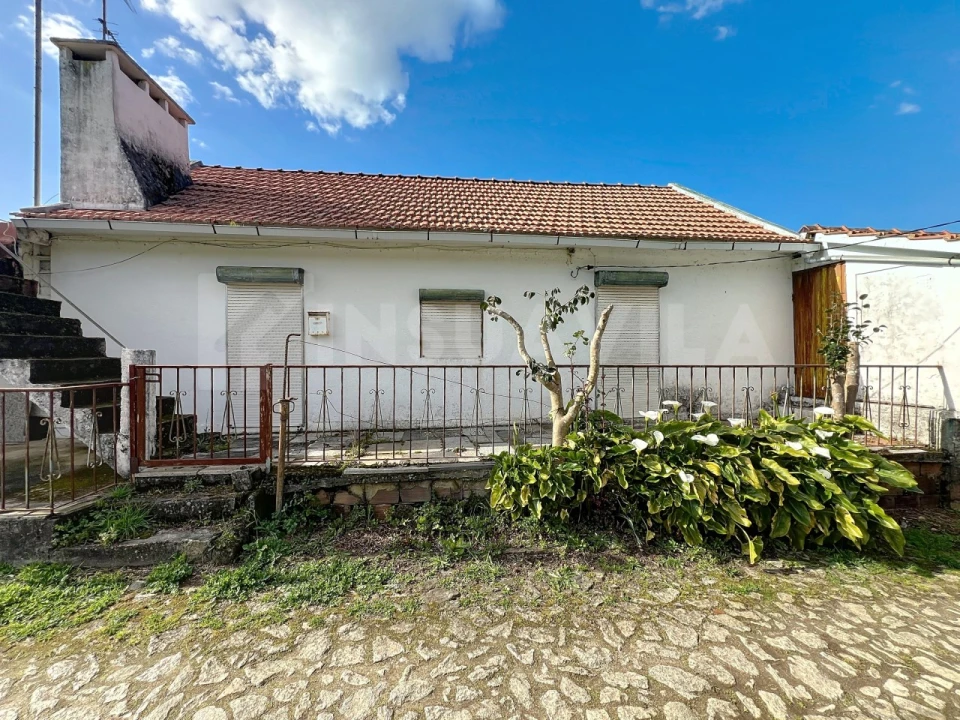 Moradia T3 para Venda em Venade e Azevedo Foto 5