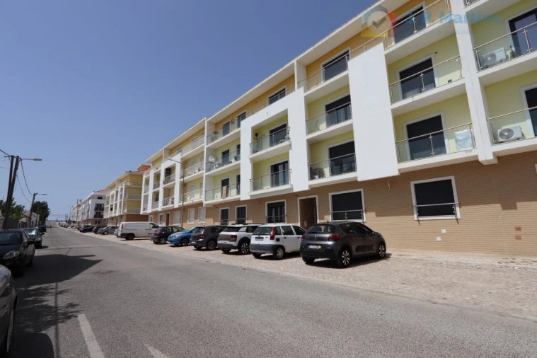 Apartamento T4 para Venda em Pinhal Novo Foto 5