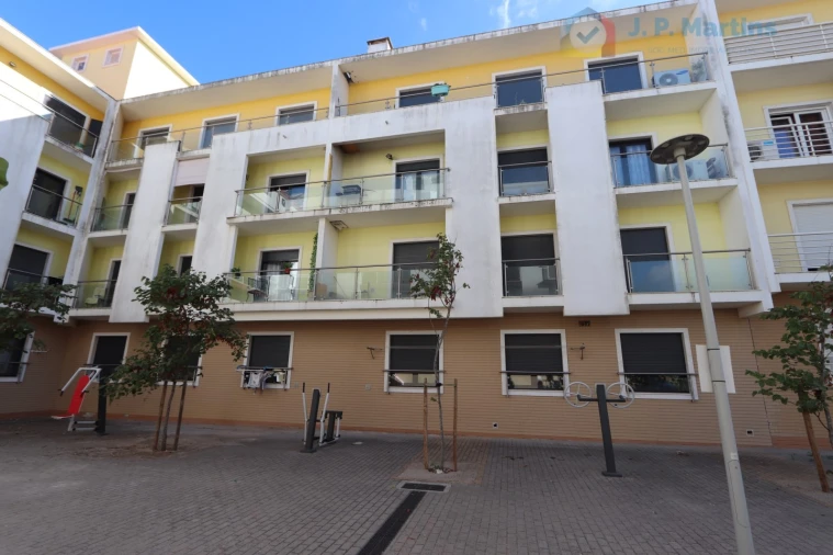 Apartamento T4 para Venda em Pinhal Novo Foto 4