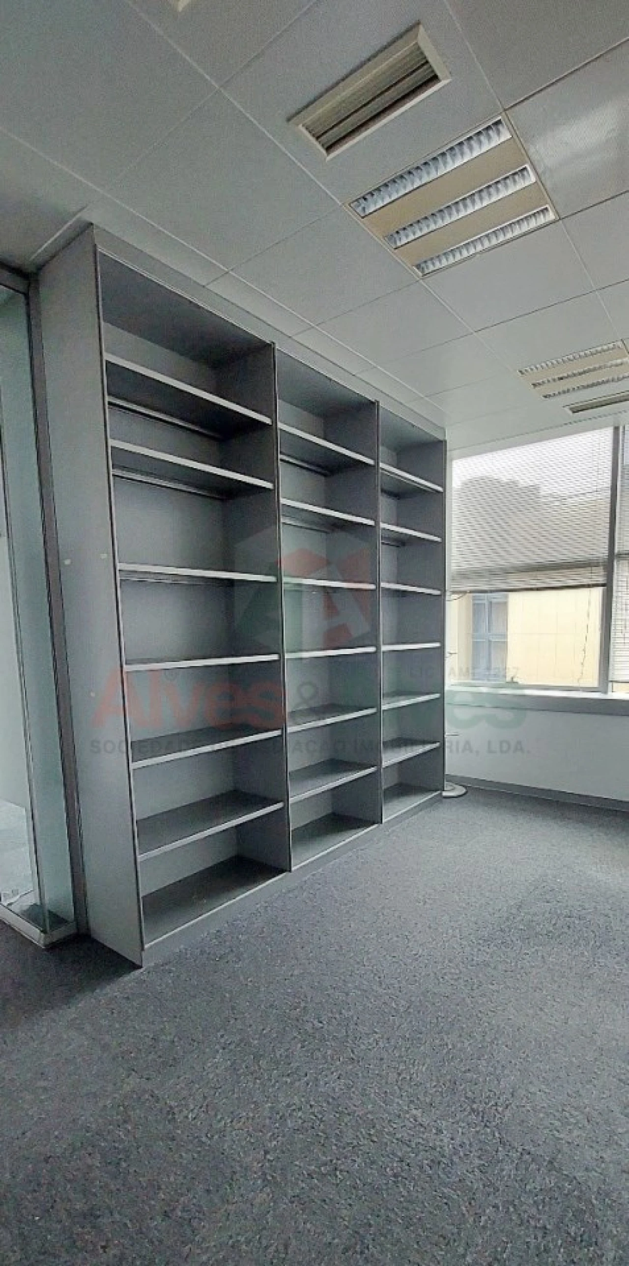 Escritório para Arrendamento em Santa Marinha e São Pedro da Afurada Foto 10