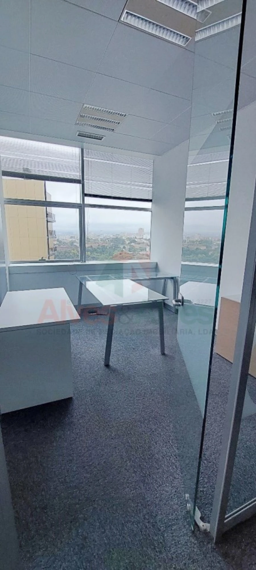 Escritório para Arrendamento em Santa Marinha e São Pedro da Afurada Foto 6