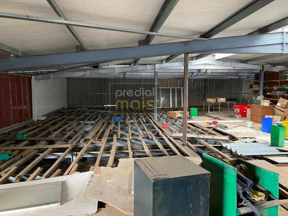 Armazém para Venda em Vila Nova de Famalicão e Calendário Foto 12