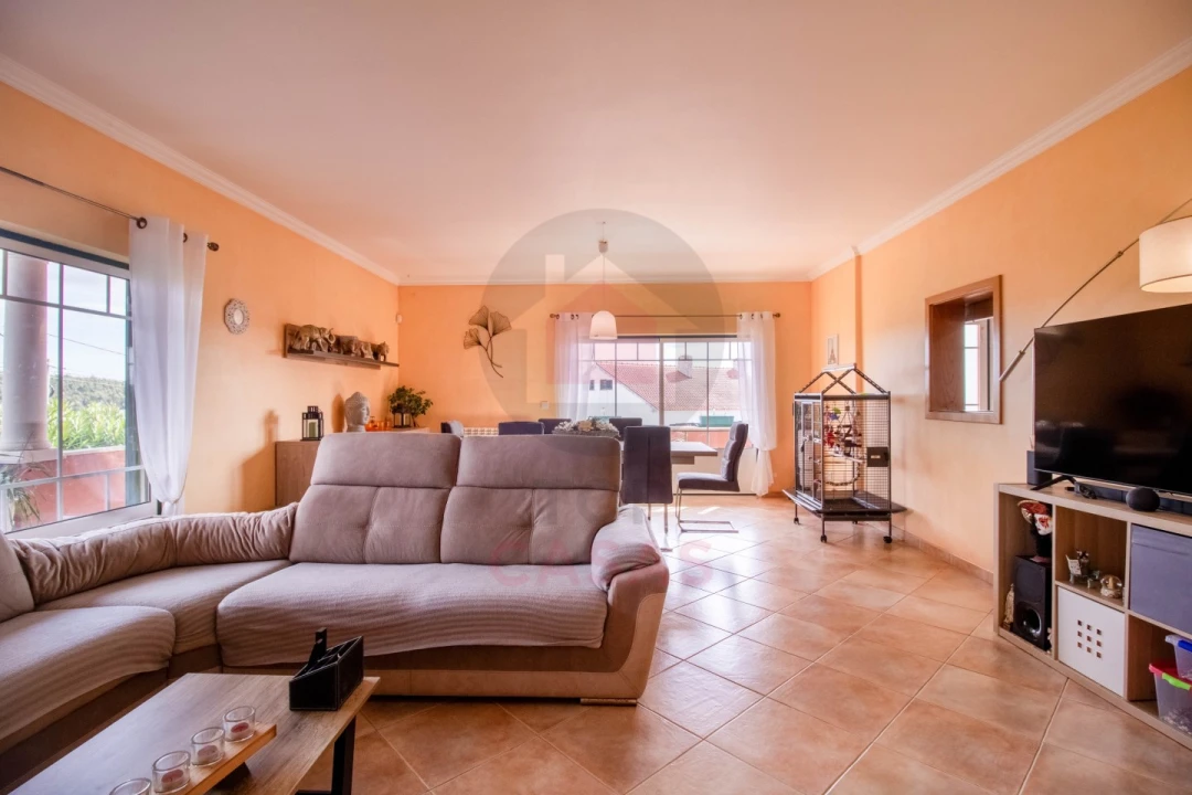 Moradia T5 para Venda em A dos Negros Foto 5