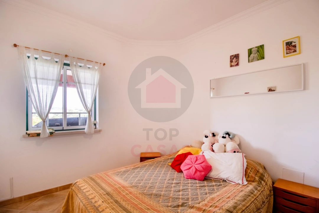 Moradia T5 para Venda em A dos Negros Foto 12