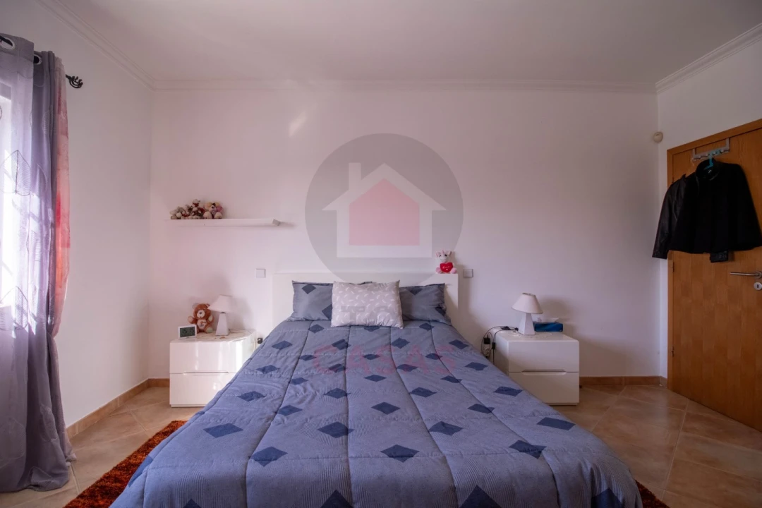 Moradia T5 para Venda em A dos Negros Foto 20