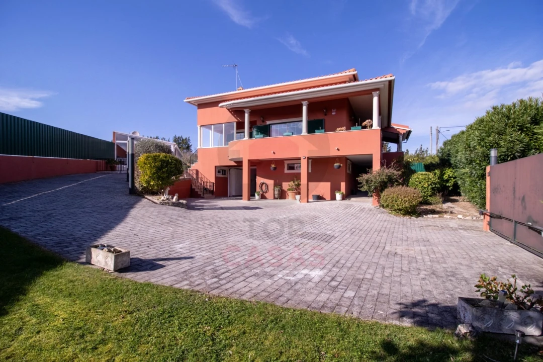 Moradia T5 para Venda em A dos Negros Foto 38