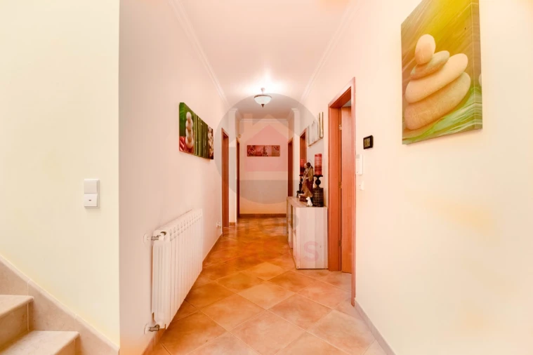 Moradia T5 para Venda em A dos Negros Foto 11