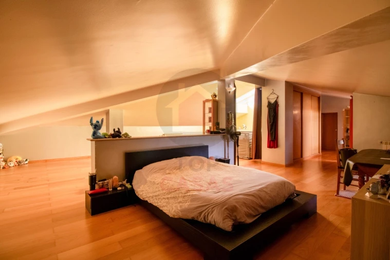 Moradia T5 para Venda em A dos Negros Foto 23