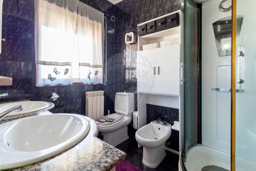 Moradia T5 para Venda em Lobão, Gião, Louredo e Guisande Foto 24