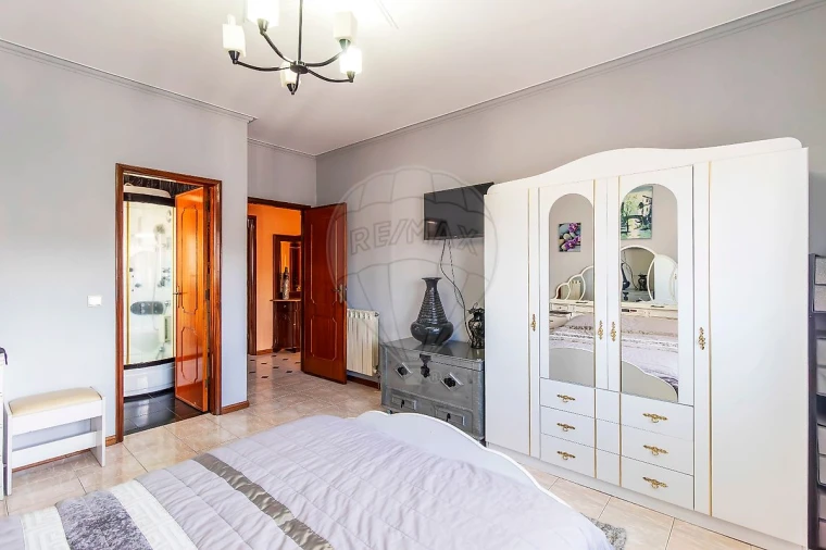 Moradia T5 para Venda em Lobão, Gião, Louredo e Guisande Foto 22