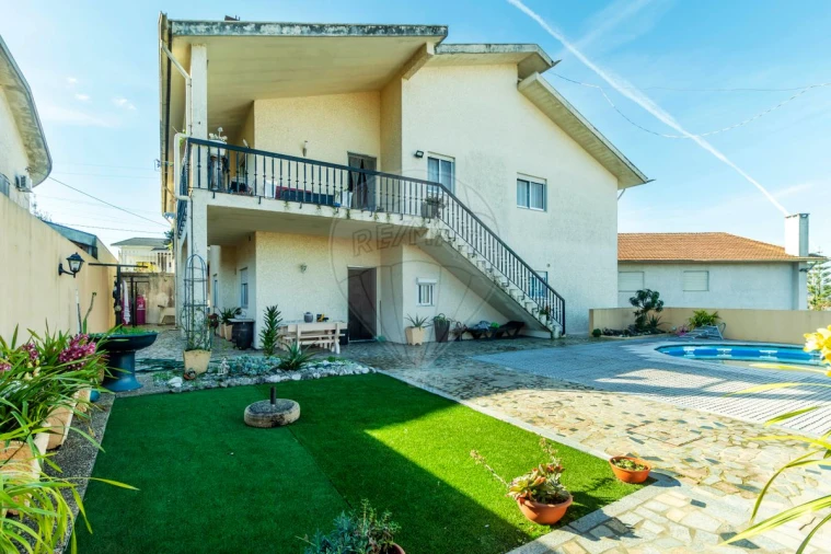 Moradia T5 para Venda em Lobão, Gião, Louredo e Guisande Foto 47