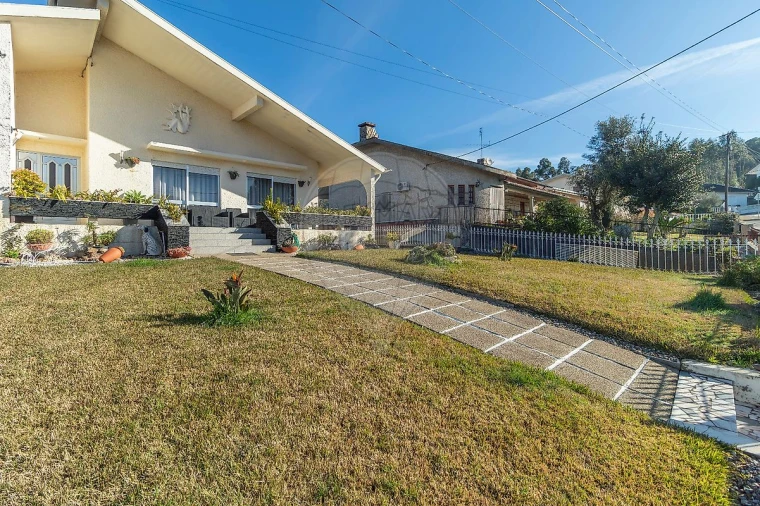 Moradia T5 para Venda em Lobão, Gião, Louredo e Guisande Foto 3