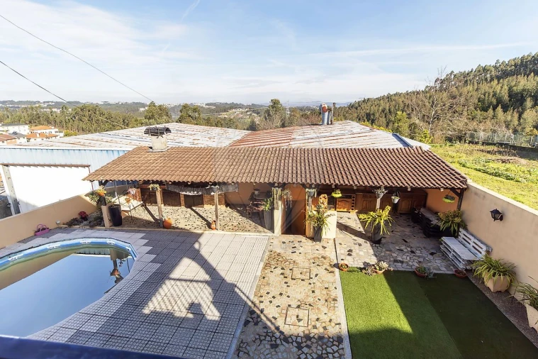 Moradia T5 para Venda em Lobão, Gião, Louredo e Guisande Foto 2