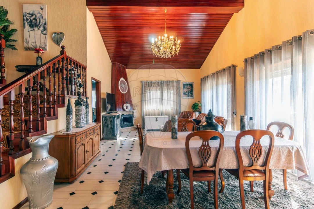 Moradia T5 para Venda em Lobão, Gião, Louredo e Guisande Foto 9