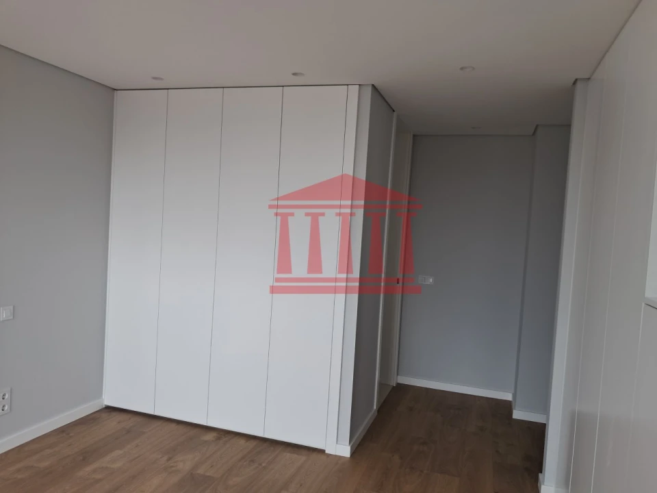 Moradia T3 para Venda em Abade de Neiva Foto 21