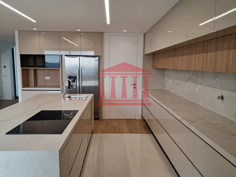 Moradia T3 para Venda em Abade de Neiva Foto 14