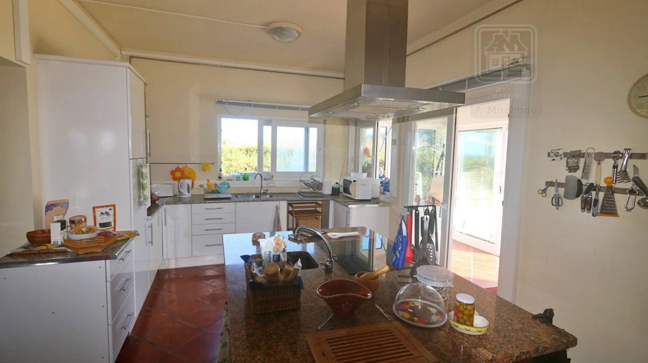 Moradia T1 para Venda em Mosteiros Foto 35