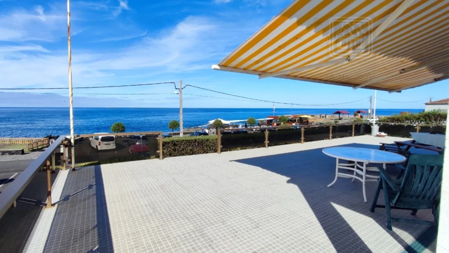 Moradia T1 para Venda em Mosteiros Foto 5