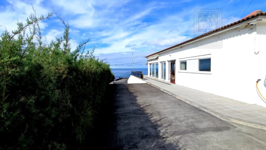 Moradia T1 para Venda em Mosteiros Foto 60