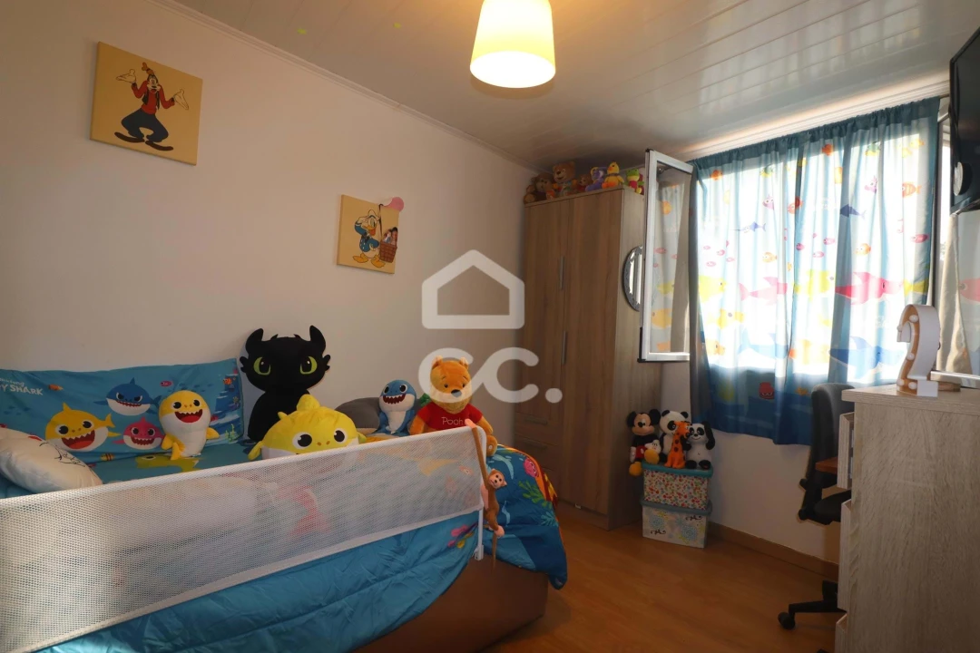 Moradia T3 para Venda em Capelas Foto 10