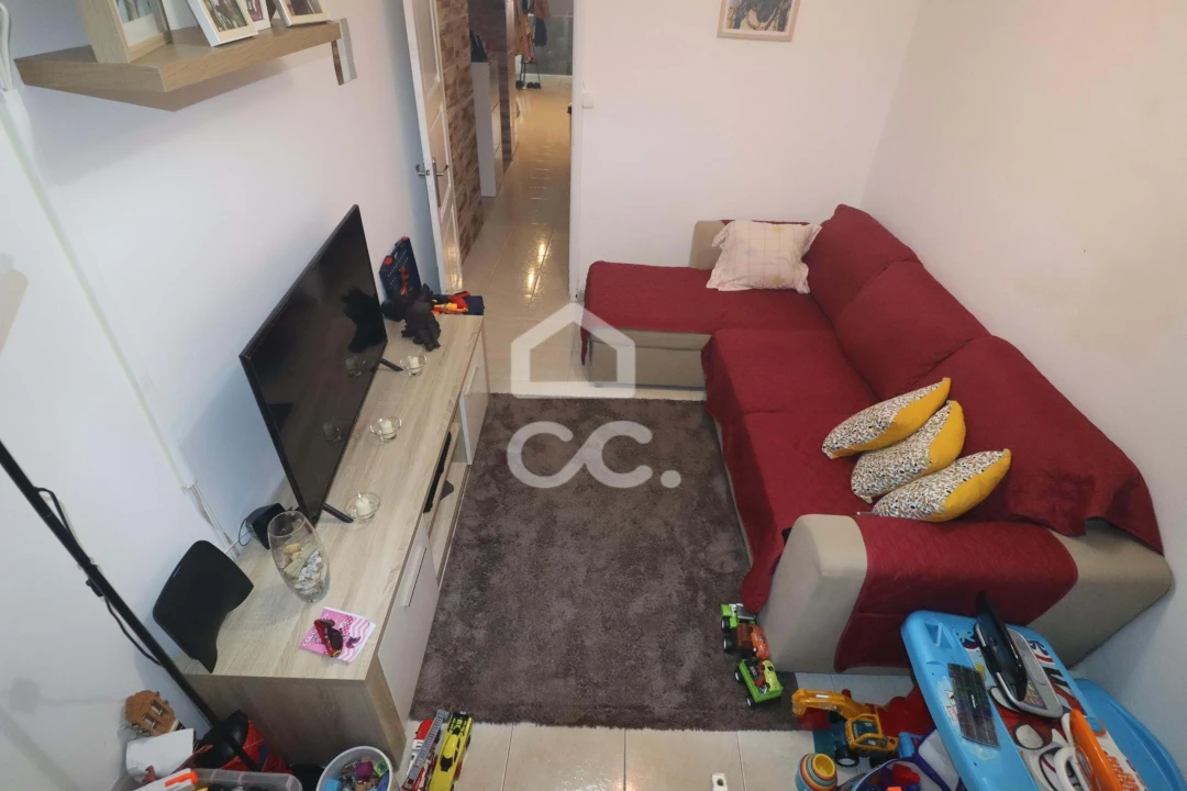 Moradia T3 para Venda em Capelas Foto 8