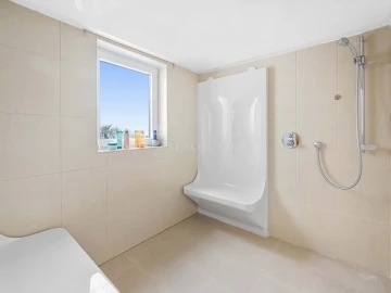 Moradia T7 para Venda em Lagoa e Carvoeiro