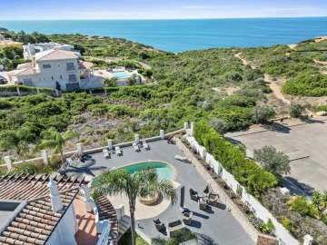 Moradia T7 para Venda em Lagoa e Carvoeiro