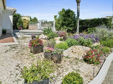 Moradia T7 para Venda em Lagoa e Carvoeiro