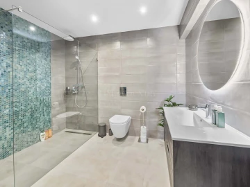 Moradia T7 para Venda em Lagoa e Carvoeiro