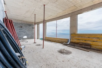 Moradia T4 para Venda em Calheta