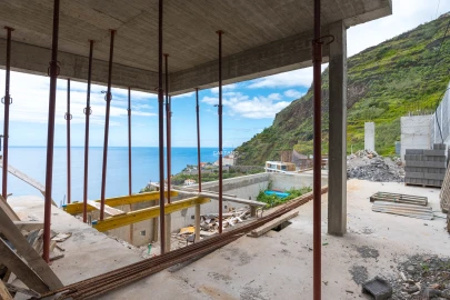 Moradia T4 para Venda em Calheta