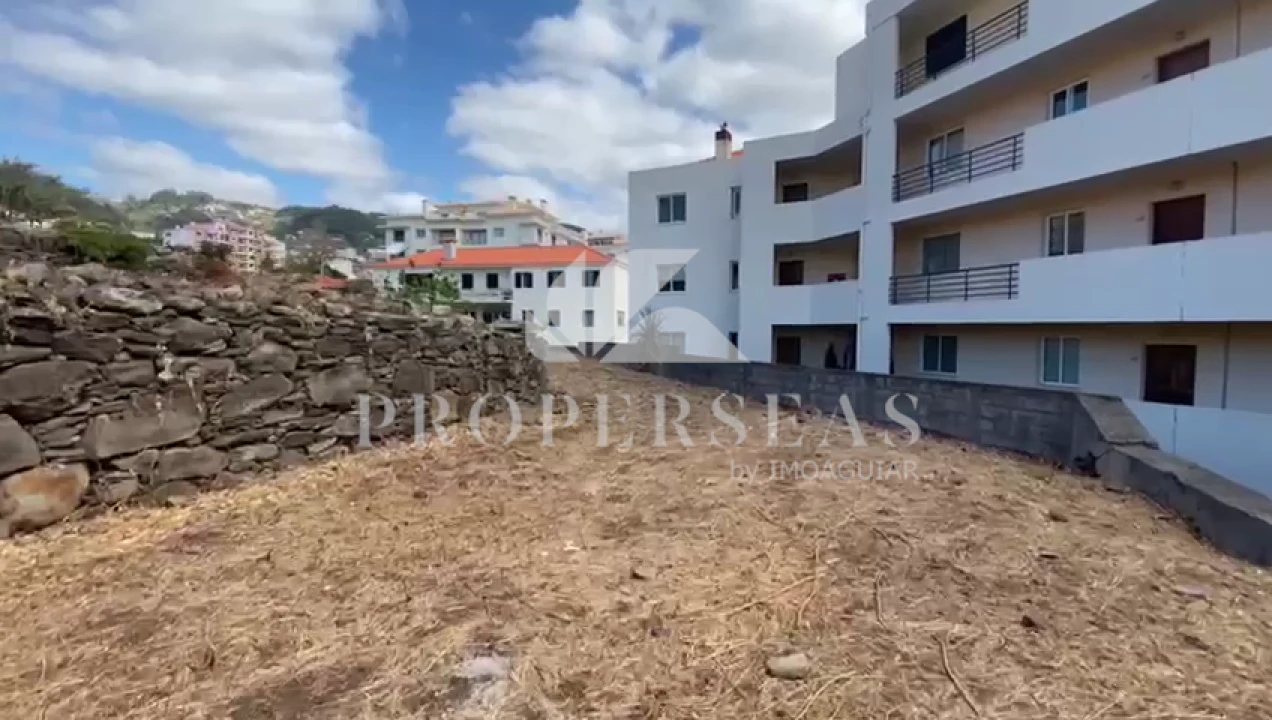 Terreno para Venda em Caniço Foto 6