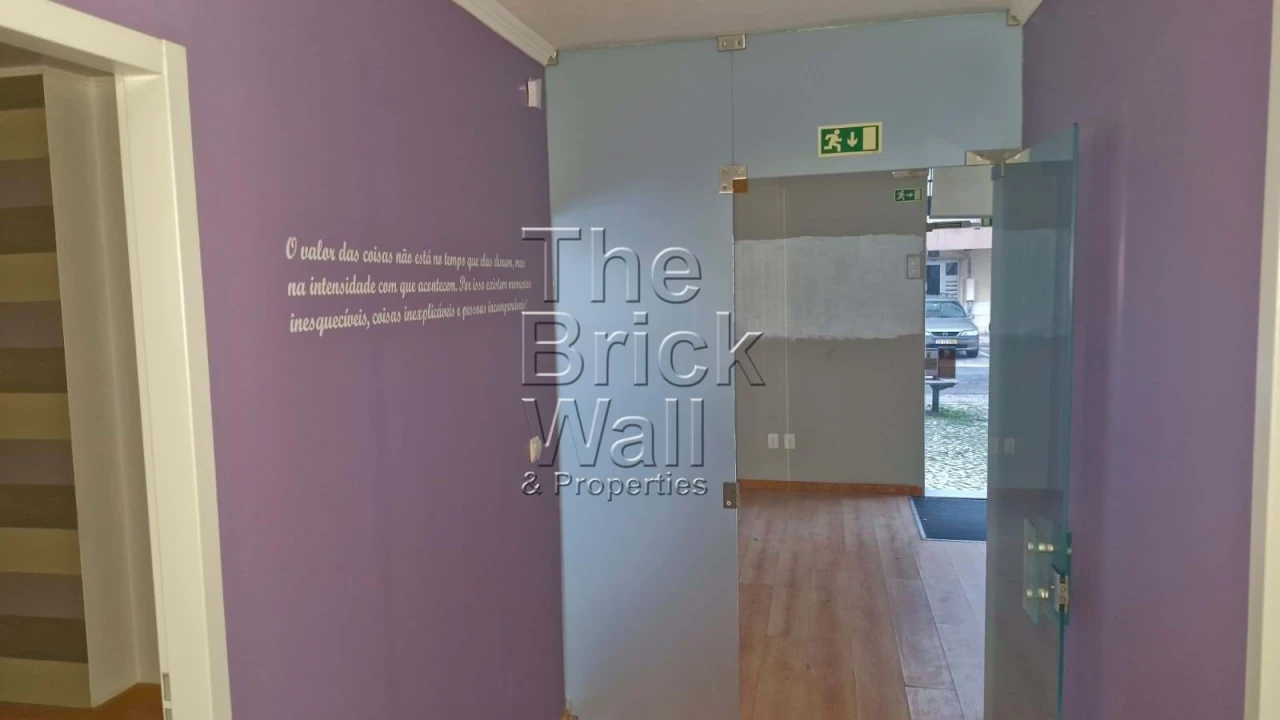 Negócio para Arrendamento em Póvoa de Santa Iria e Forte da Casa Foto 7