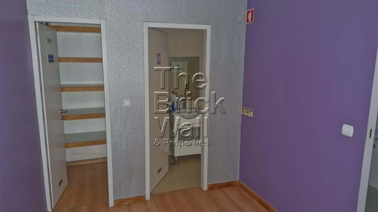 Negócio para Arrendamento em Póvoa de Santa Iria e Forte da Casa Foto 8