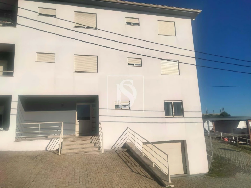 Apartamento T3 para Venda em Sobretamega Foto 16