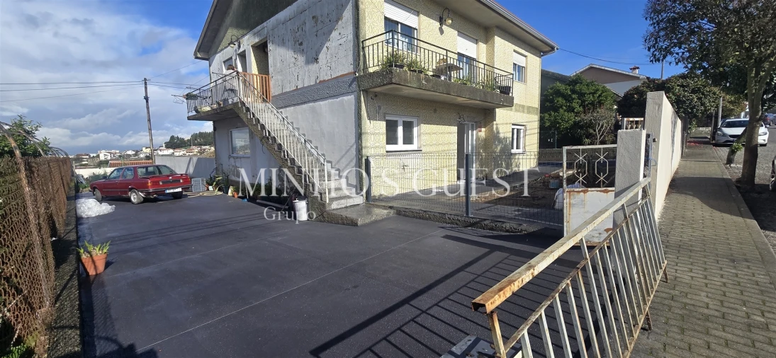 Moradia T6 para Venda em Lomar e Arcos Foto 20