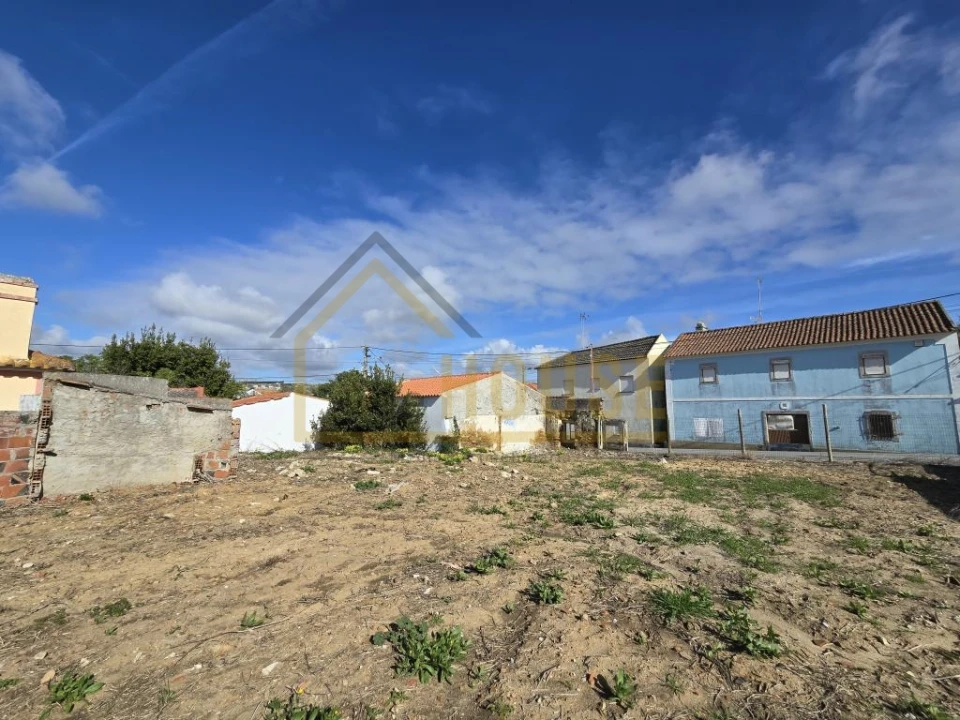 Terreno para Venda em Lourinhã e Atalaia Foto 5